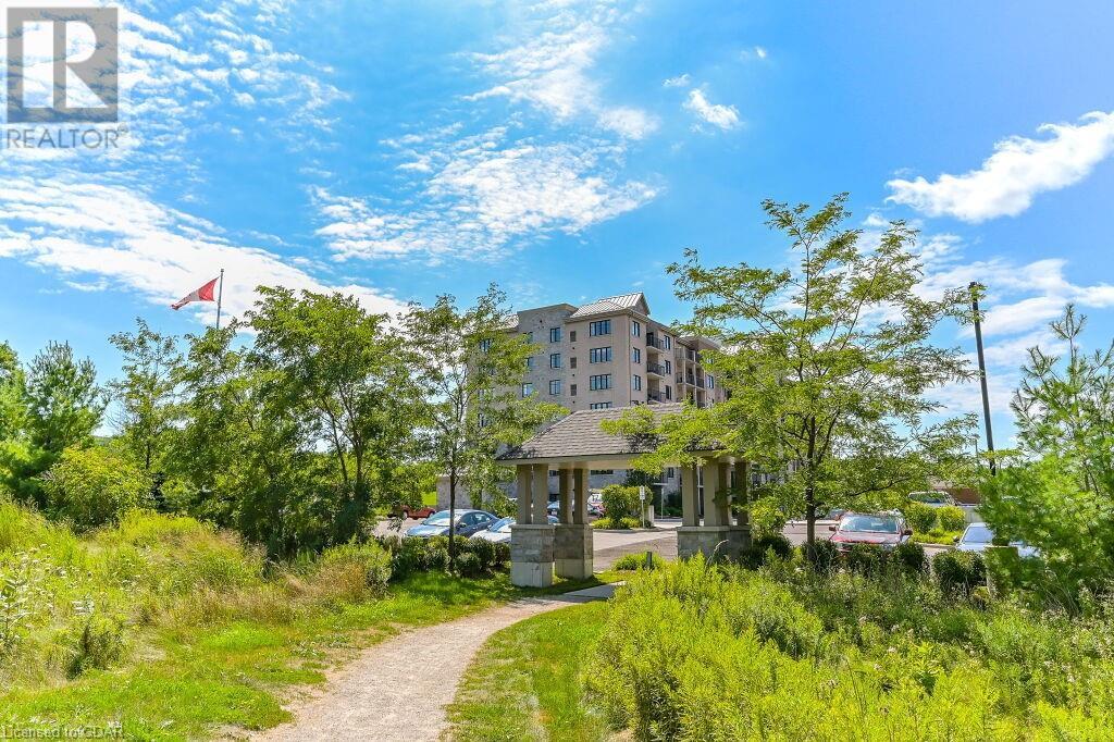 778 LAURELWOOD Drive Unit# 104