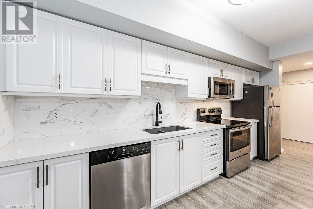 778 LAURELWOOD Drive Unit# 104