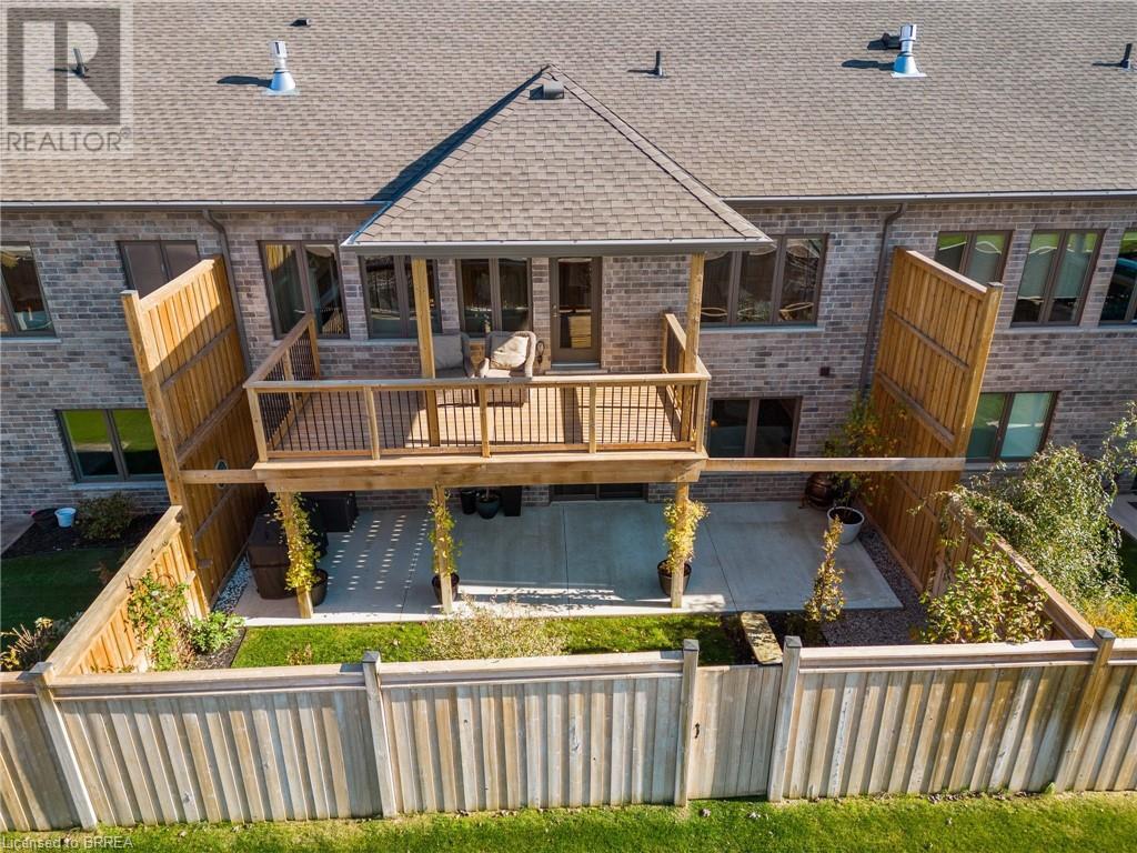 18 WINTERBERRY Lane