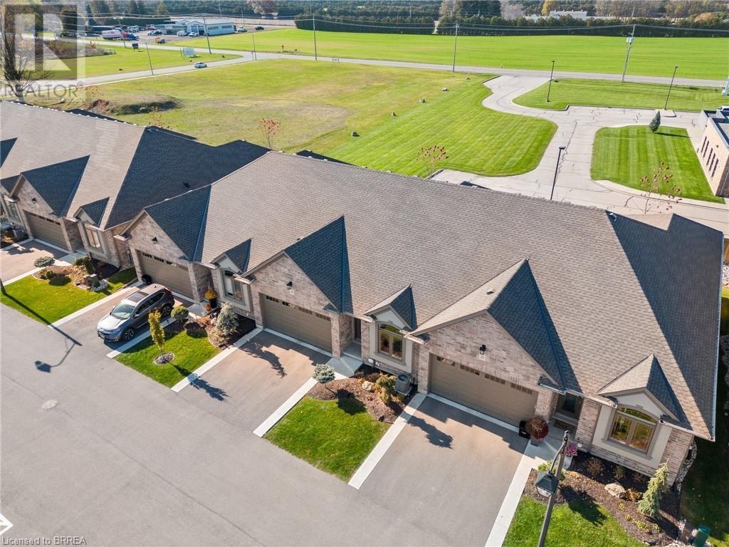 18 WINTERBERRY Lane