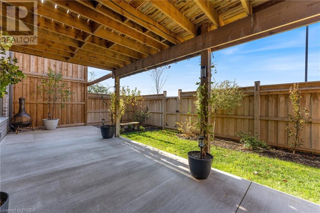 18 WINTERBERRY Lane