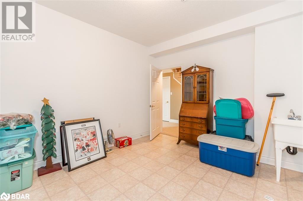 18 VIA VISTANA Road