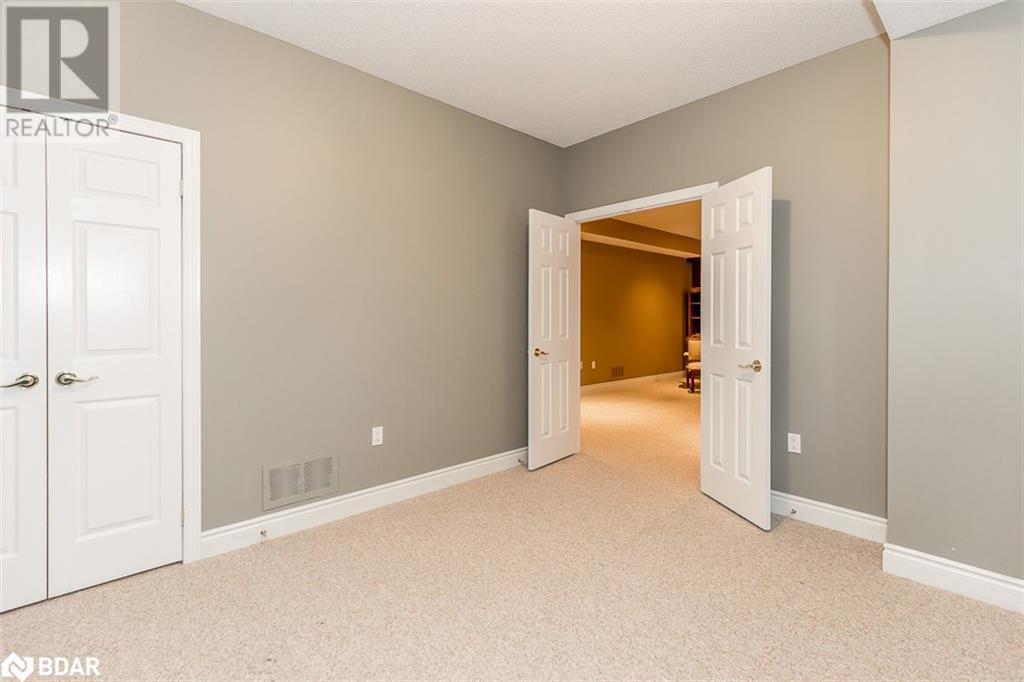18 VIA VISTANA Road
