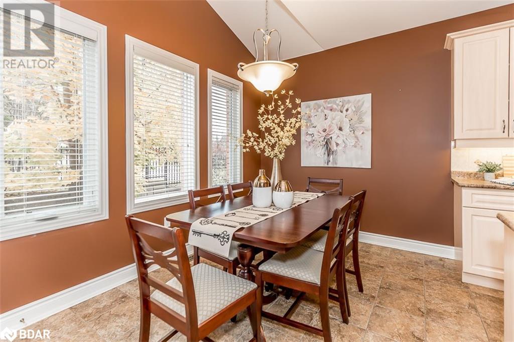 18 VIA VISTANA Road