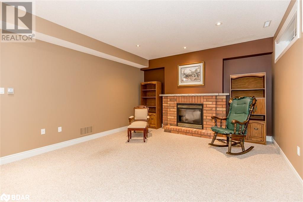 18 VIA VISTANA Road