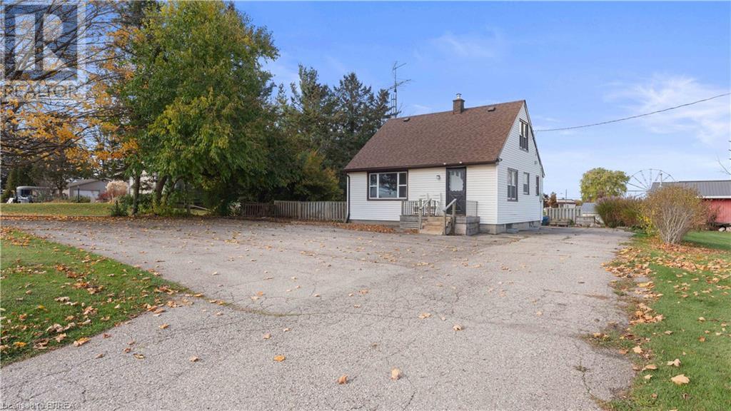 689 POWERLINE Road