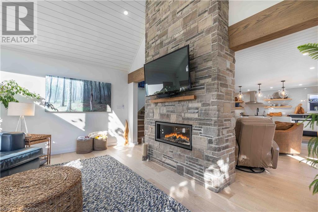 339595 PRESQU'ILE Road