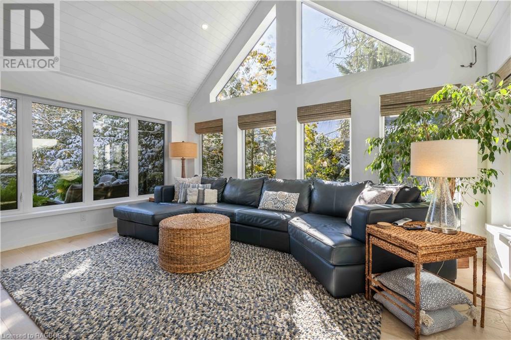 339595 PRESQU'ILE Road