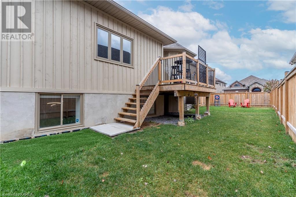 876 ROSHAN Drive