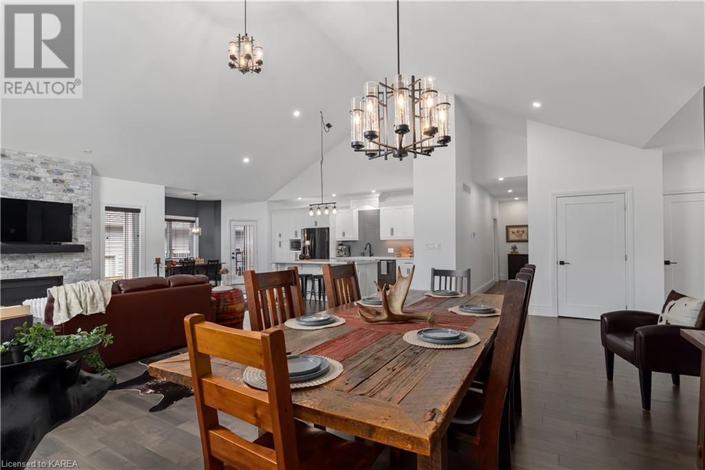 876 ROSHAN Drive