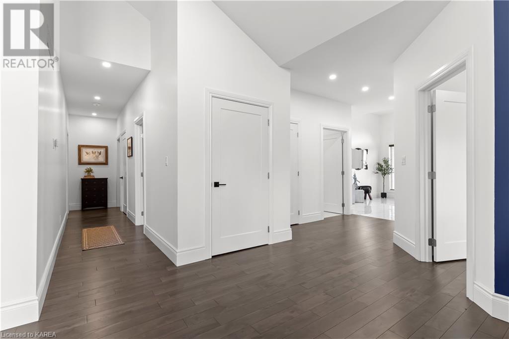 876 ROSHAN Drive