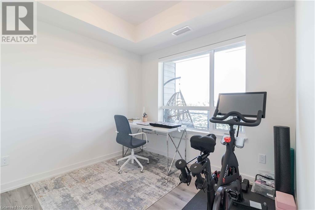 243 NORTHFIELD Drive E Unit# 401