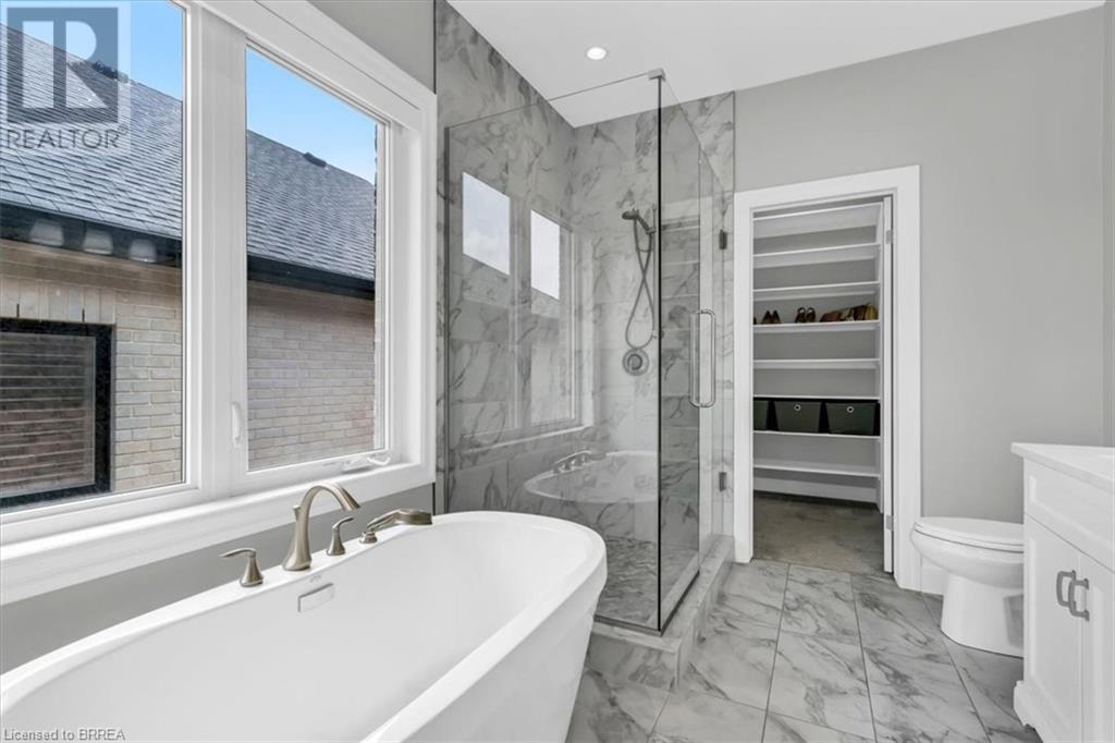 16 PARKHILL Lane