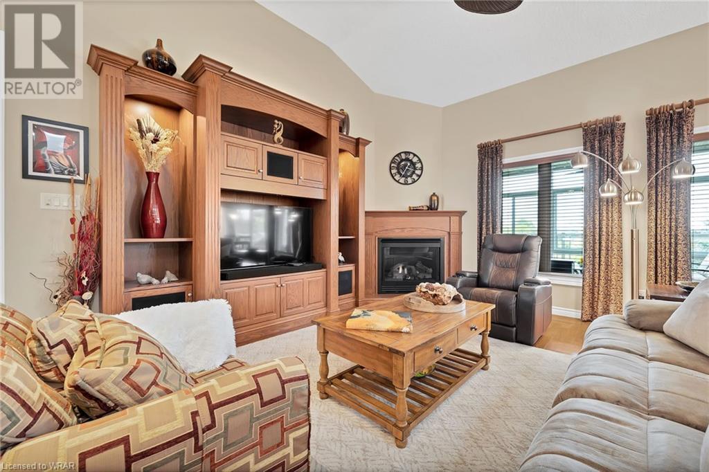 102 DEVONSHIRE Drive Unit# 6
