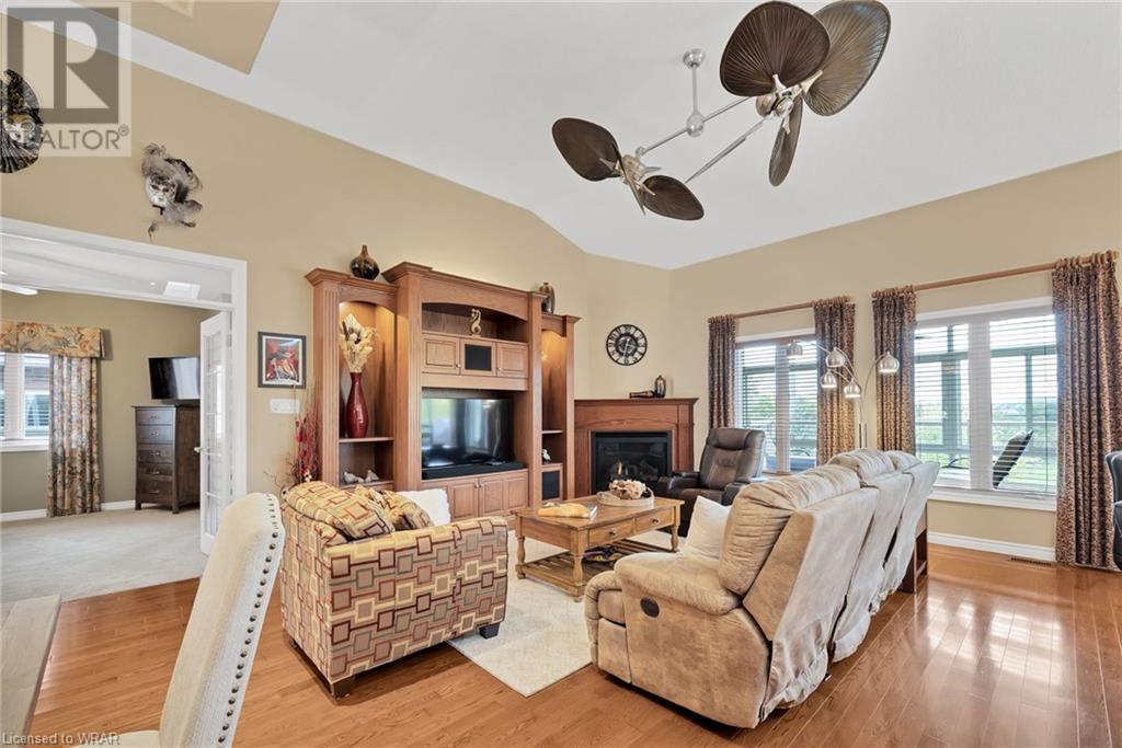 102 DEVONSHIRE Drive Unit# 6