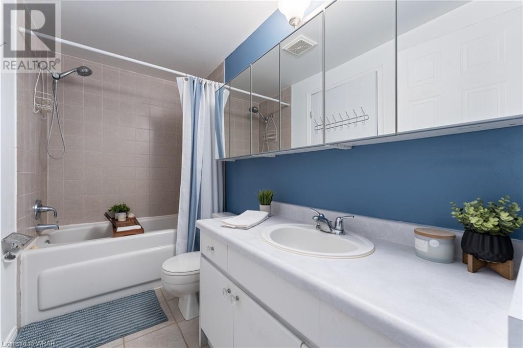 27 OAK Avenue Unit# A