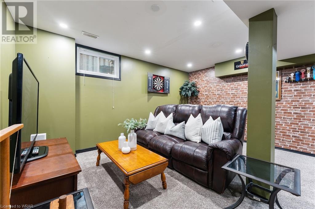 27 OAK Avenue Unit# A