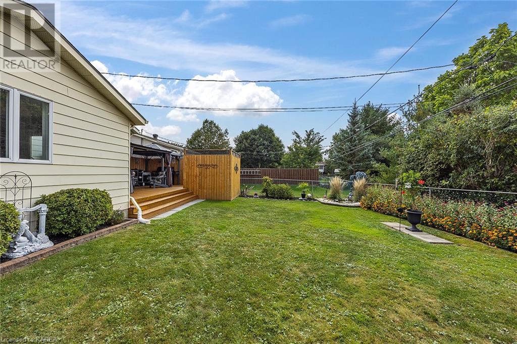 1314 WAVERLEY Crescent