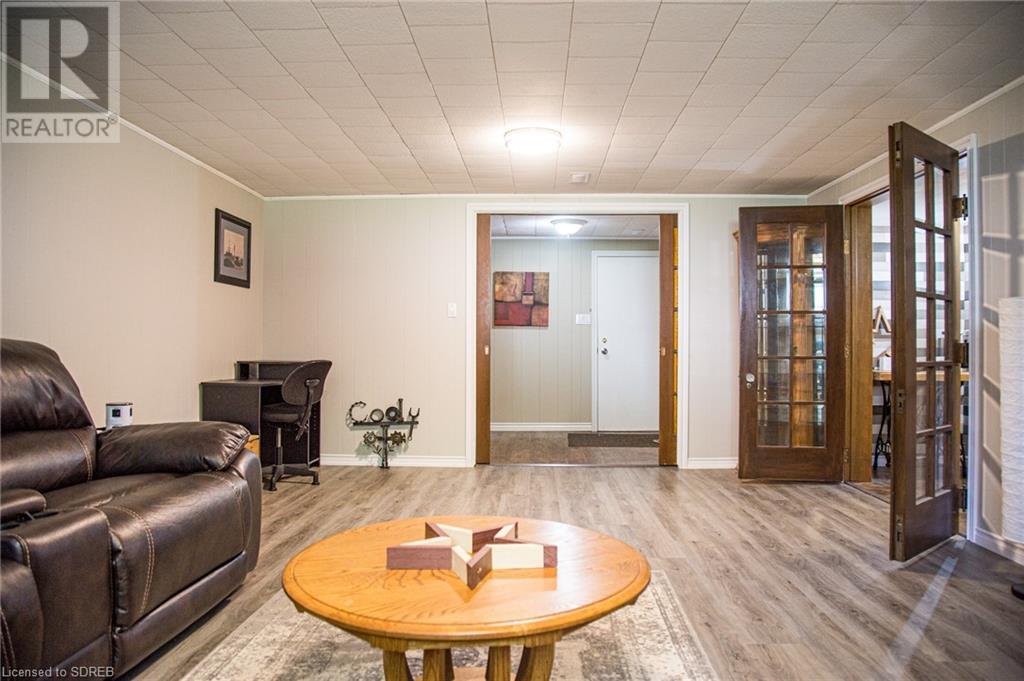 5 SIMCOE Boulevard