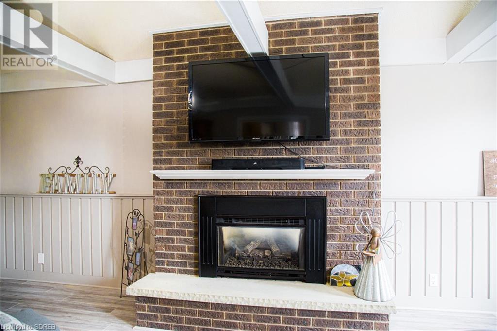 5 SIMCOE Boulevard