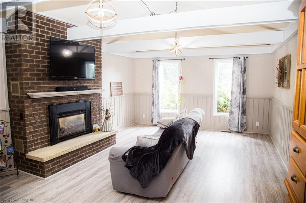 5 SIMCOE Boulevard