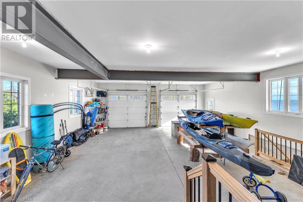 70 WOLVEN Street