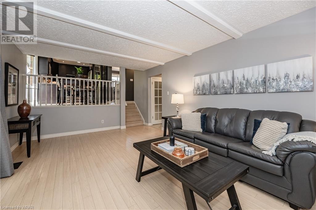 133 CANDLEWOOD Crescent