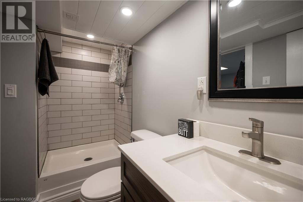 600 26TH Street W