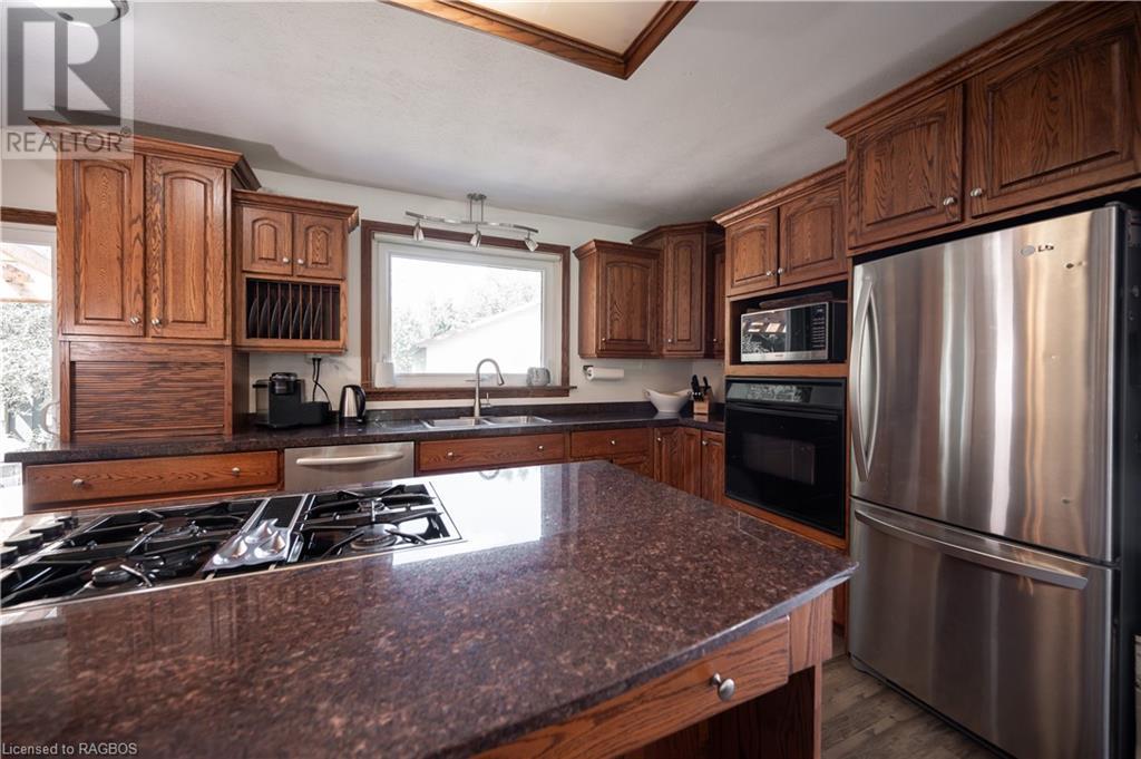 600 26TH Street W