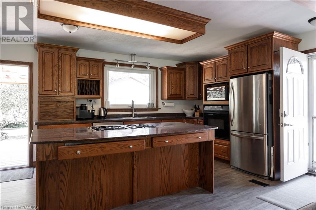 600 26TH Street W
