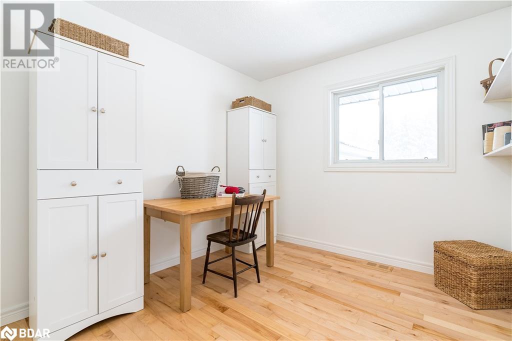 4120 SUNNIDALE CONCESSION 9
