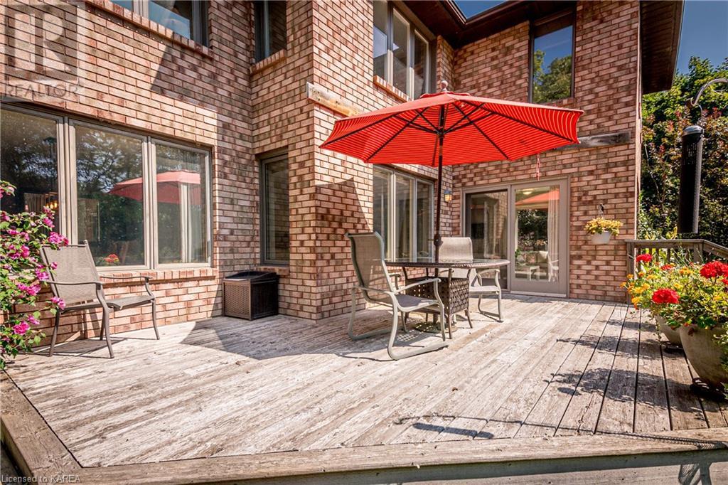 6 GREENSBORO Avenue