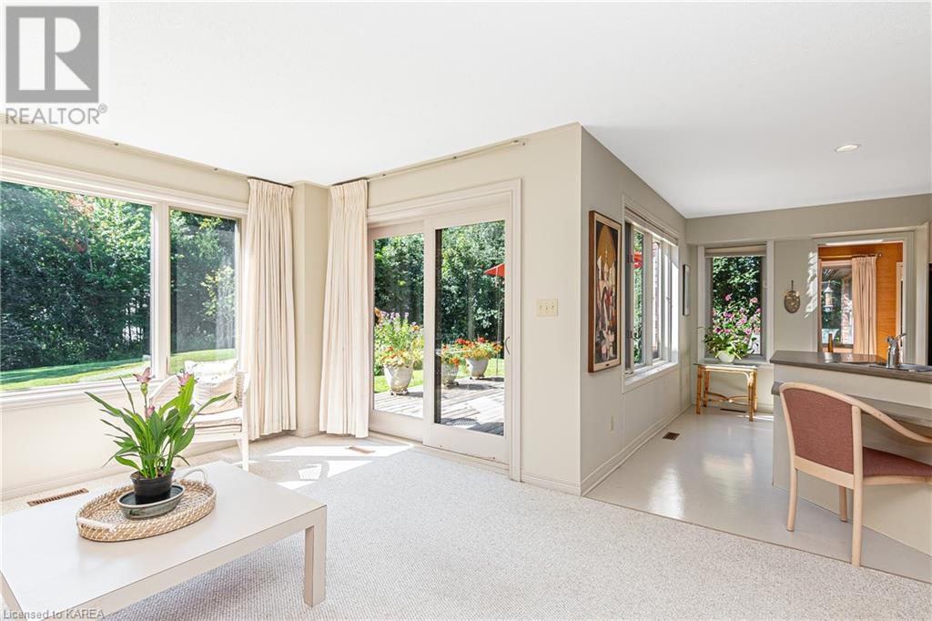 6 GREENSBORO Avenue