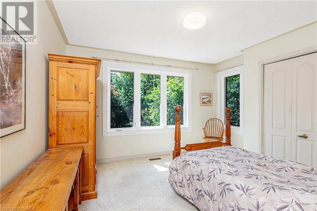 6 GREENSBORO Avenue