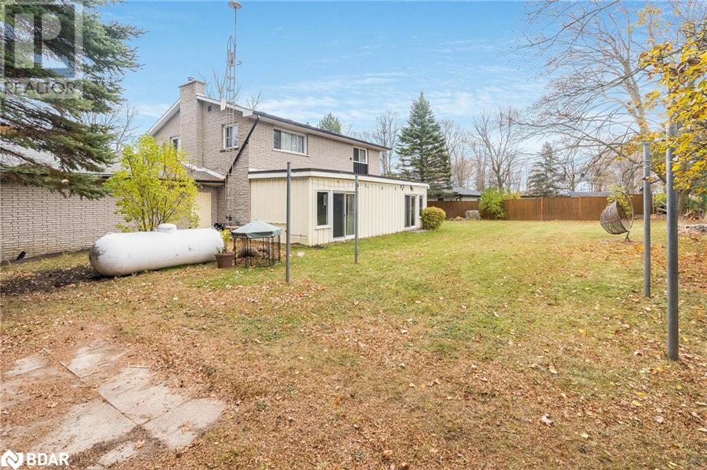 1786 20TH Side Road