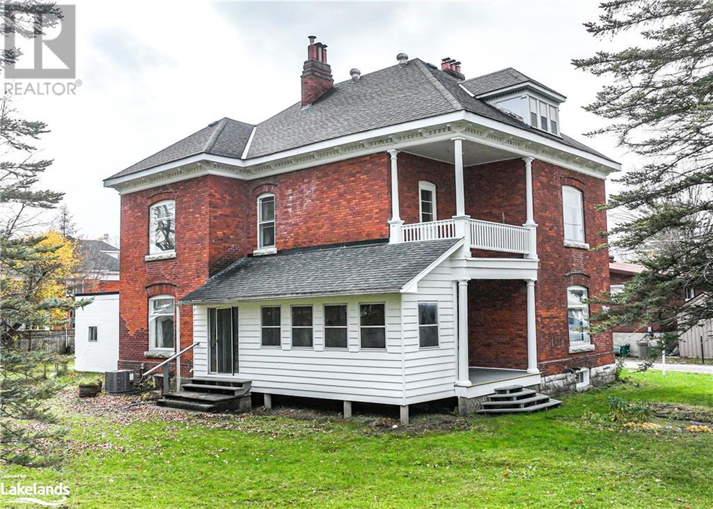 1 STURGEON BAY Road
