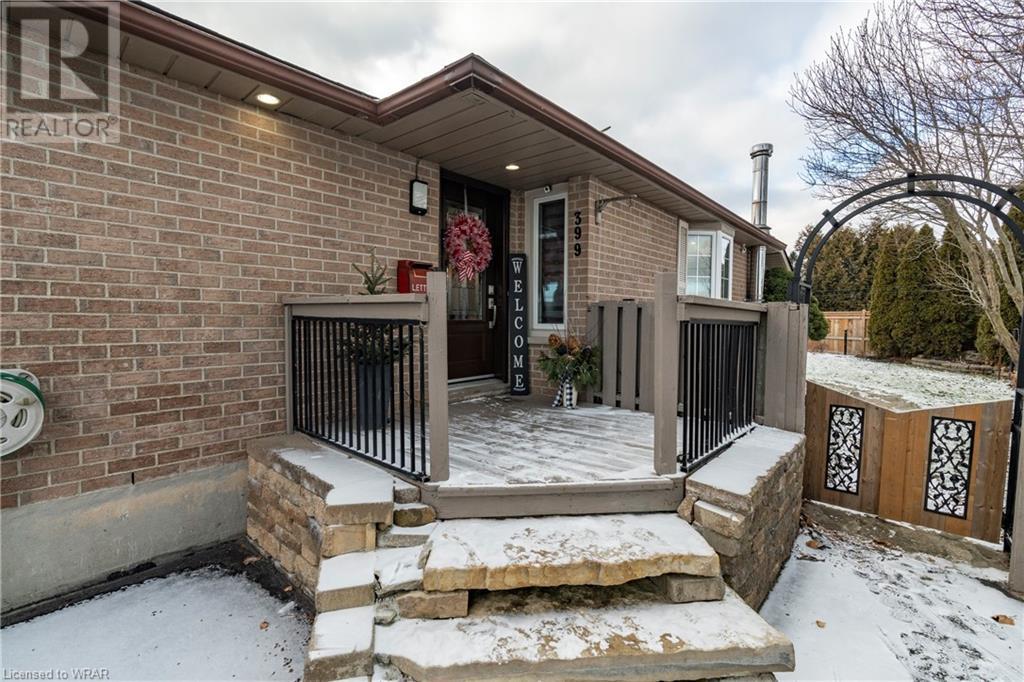 399 STRATHALLAN Street