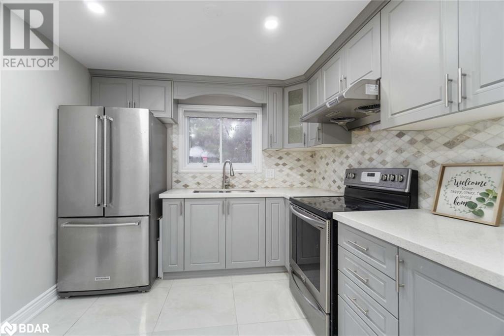 142 CORNERBROOK Crescent