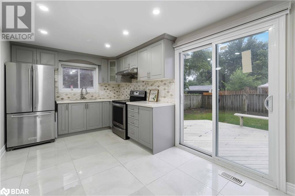 142 CORNERBROOK Crescent