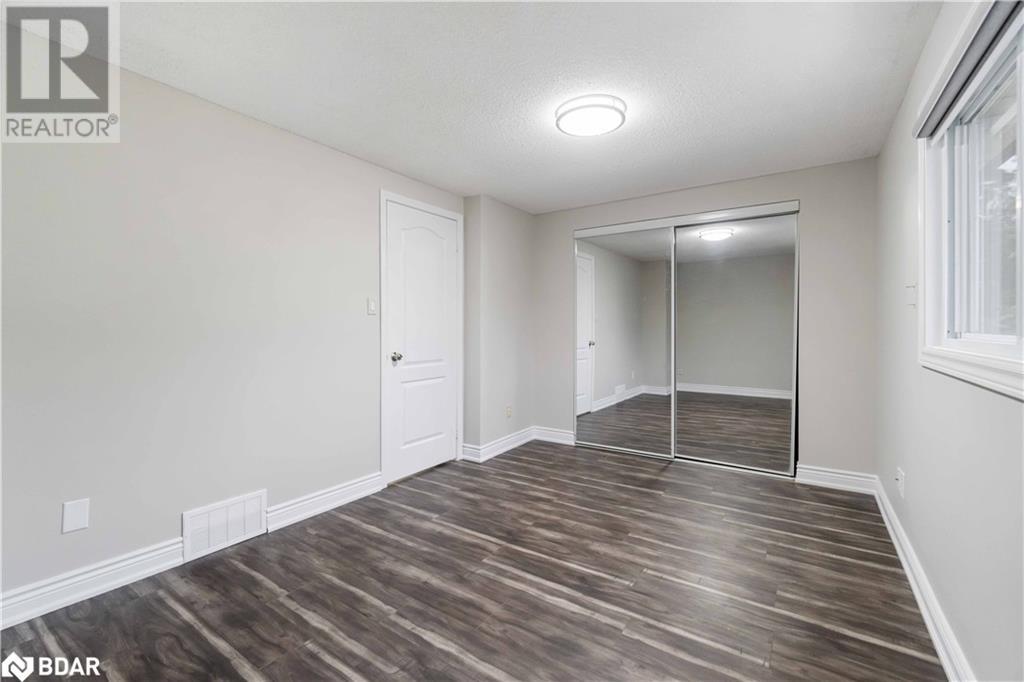142 CORNERBROOK Crescent