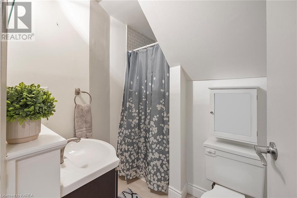 1157 BASSWOOD Place