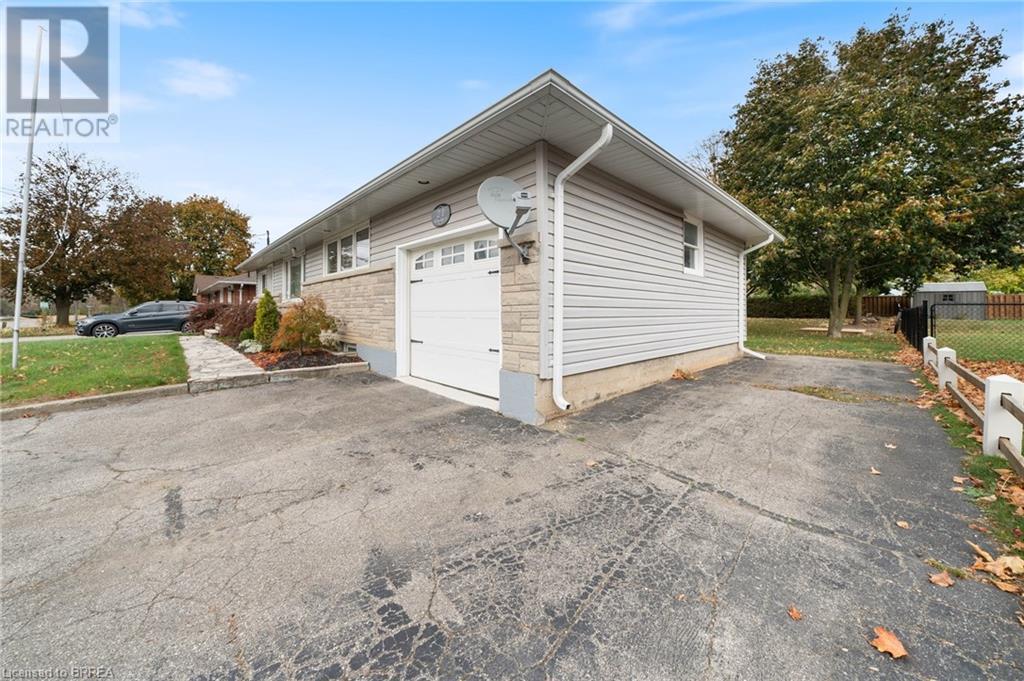 21 WILLOWDALE Street