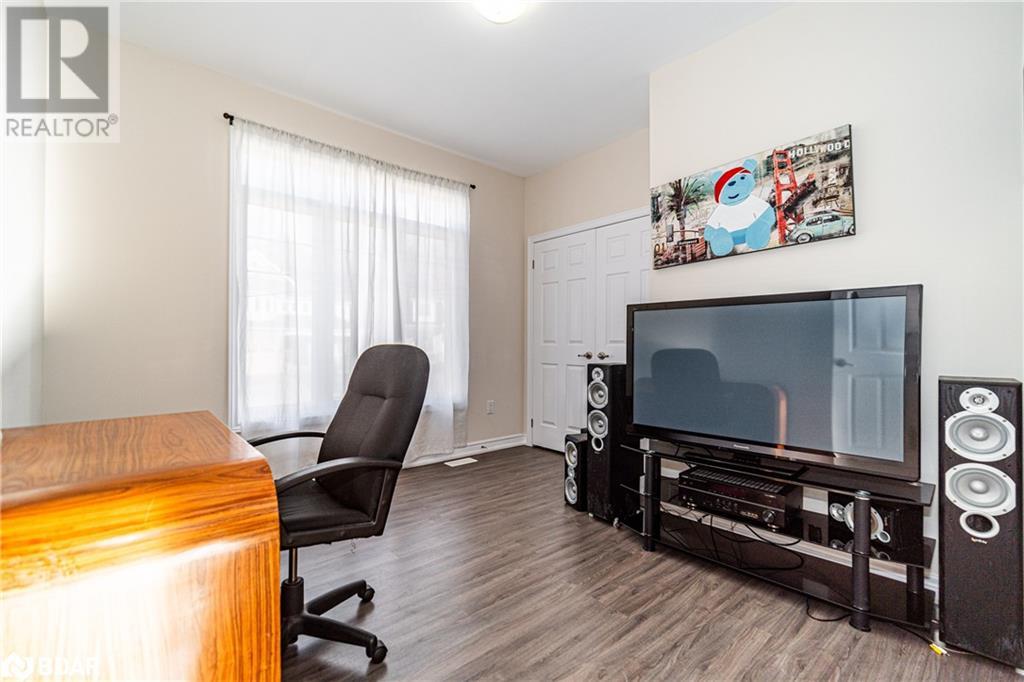 61 RIVERWALK Place