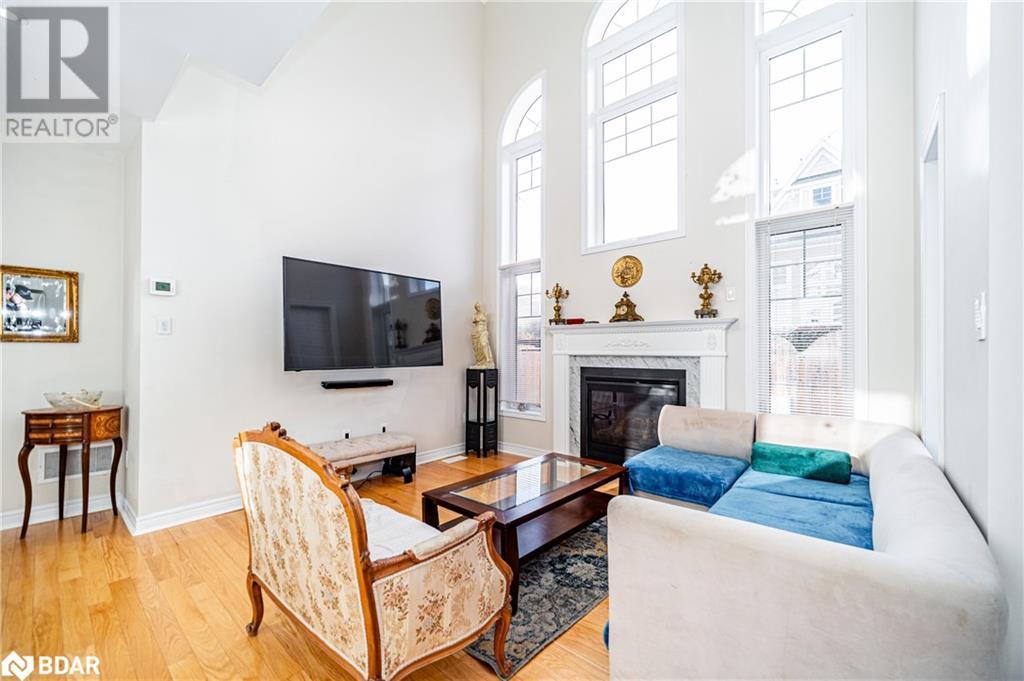 61 RIVERWALK Place