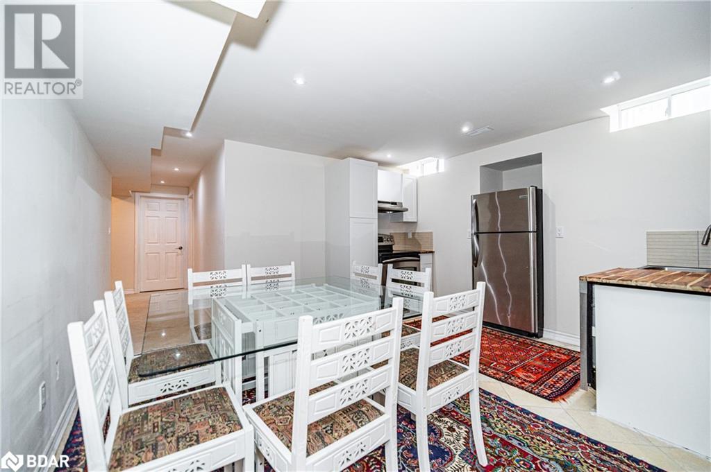 61 RIVERWALK Place