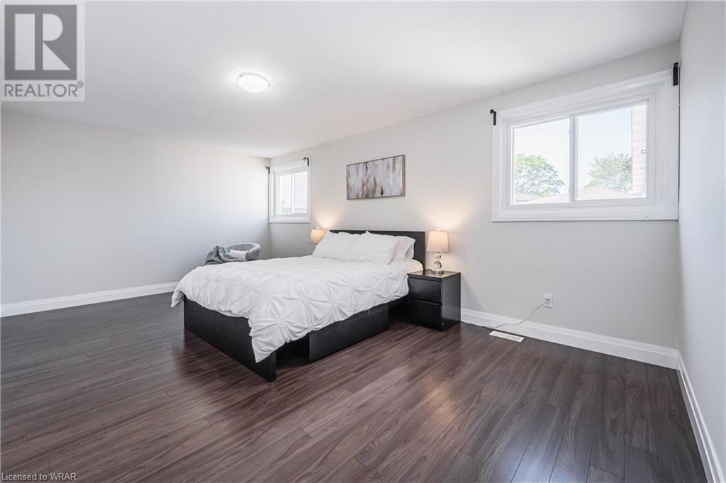310 BLUEVALE Street N Unit# E