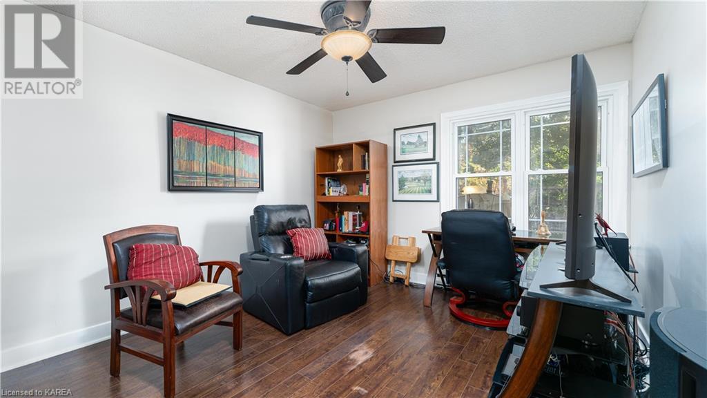 326 GLENGARRY Road