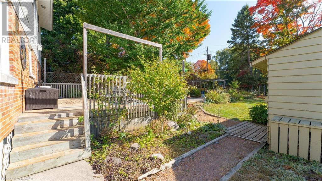 326 GLENGARRY Road