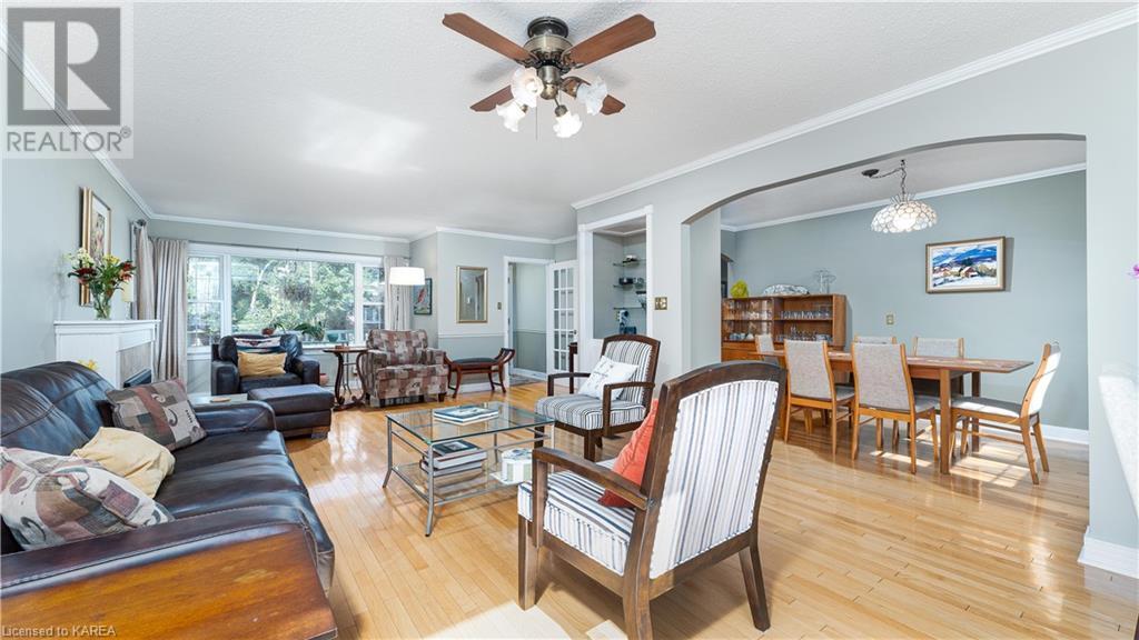 326 GLENGARRY Road