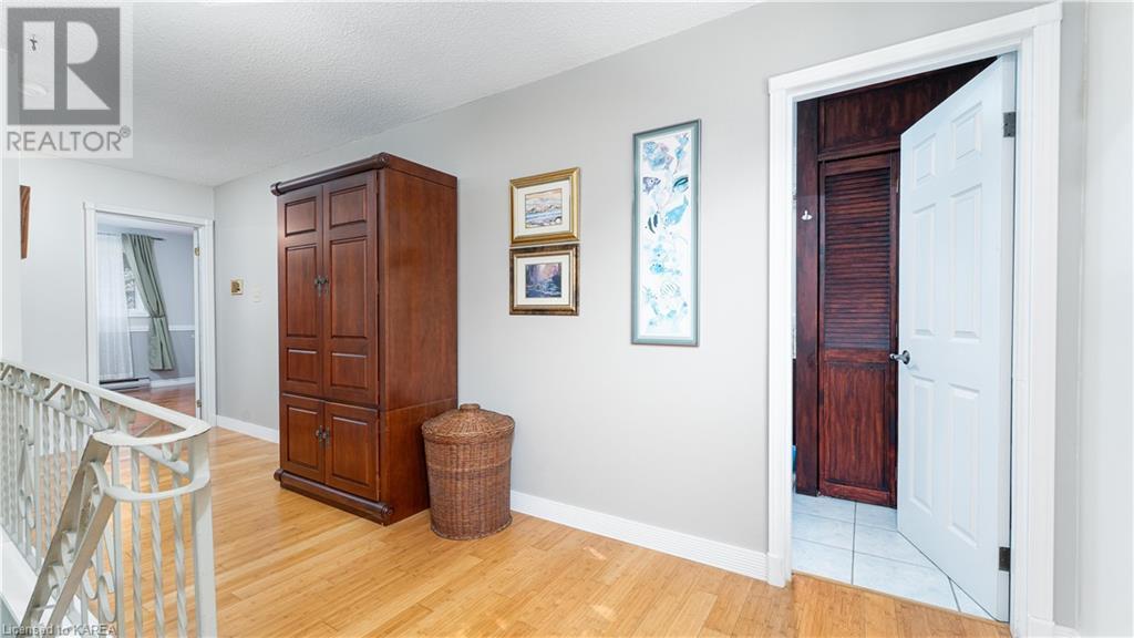 326 GLENGARRY Road